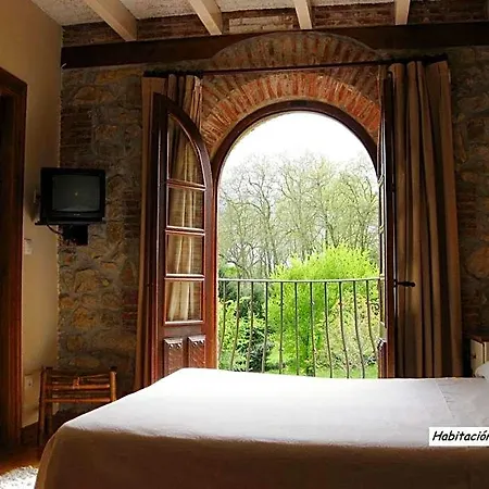 Hotell Hospederia Santillana 3*