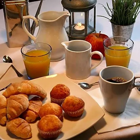 Hospederia Santillana Hotell 3*