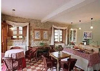 Hotell Hospederia Santillana 3*