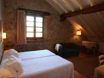 Hospederia Santillana Hotel