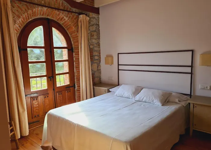 Hospederia Santillana Hotel 3*