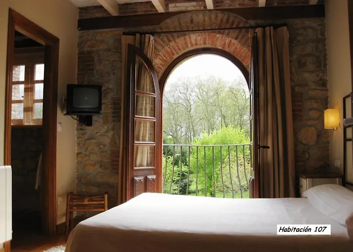 Hotel Hospederia Santillana 3*